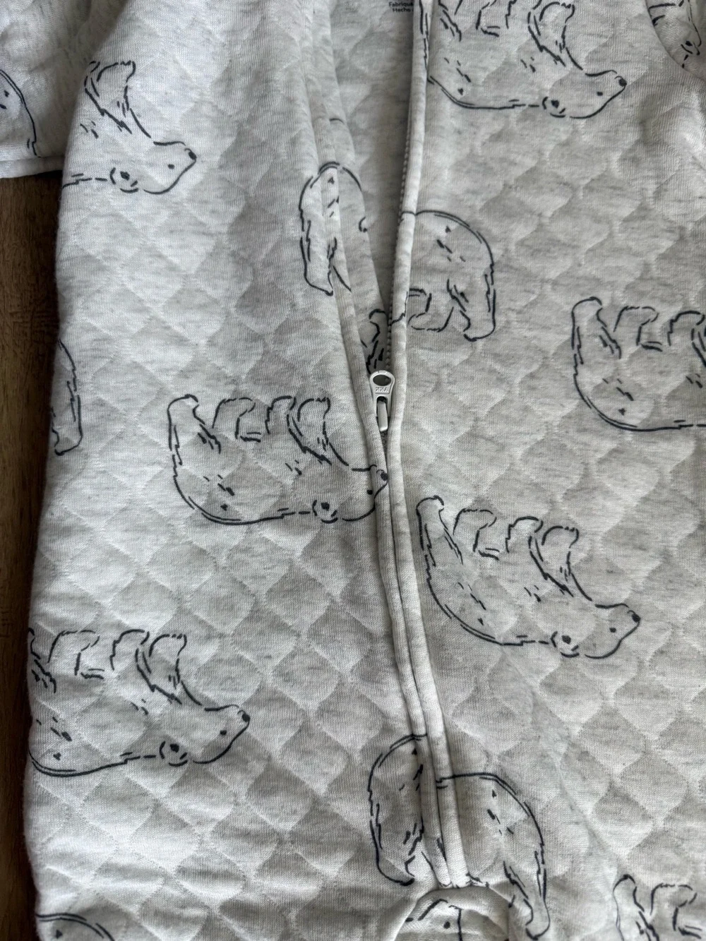 Carter’s Quilt Hooded in Light Gray Polar Bear